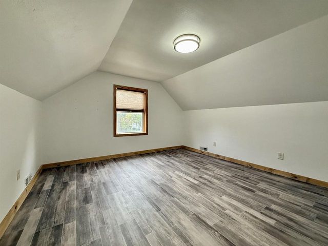 271 N WISCONSIN STREET, Berlin, WI 54923