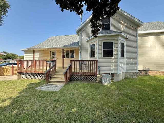 271 N WISCONSIN STREET, Berlin, WI 54923
