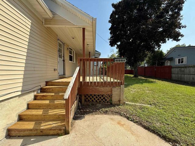 271 N WISCONSIN STREET, Berlin, WI 54923