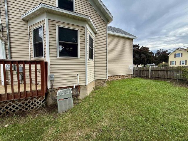 271 N WISCONSIN STREET, Berlin, WI 54923