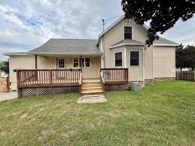 271 N WISCONSIN STREET, Berlin, WI 54923