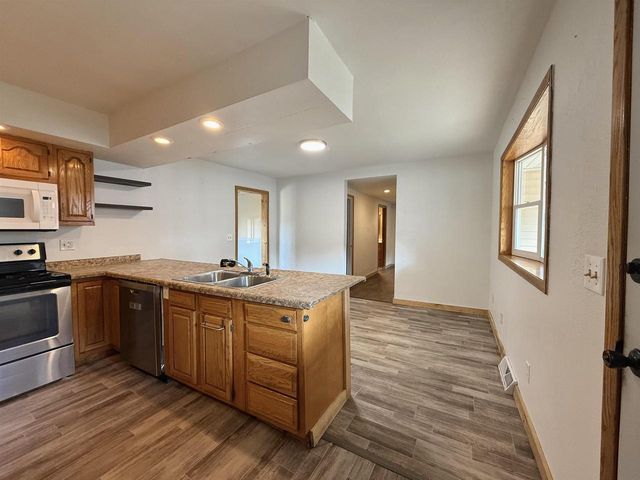 271 N WISCONSIN STREET, Berlin, WI 54923