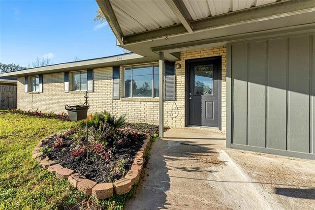 1516 Anita Street, Sulphur, LA 70663