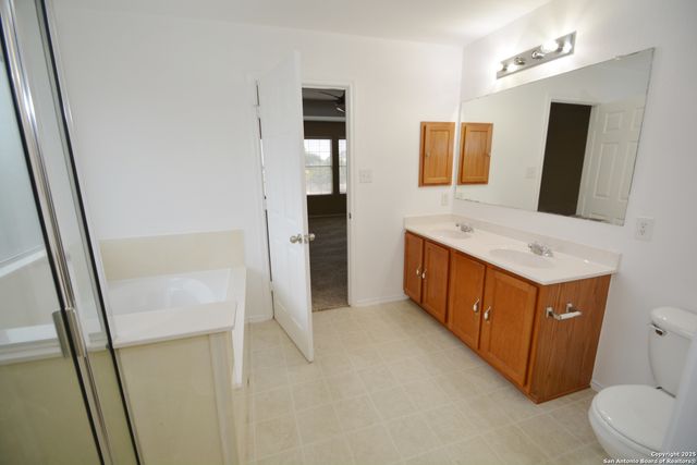 241 Stampede, Schertz, TX 78154