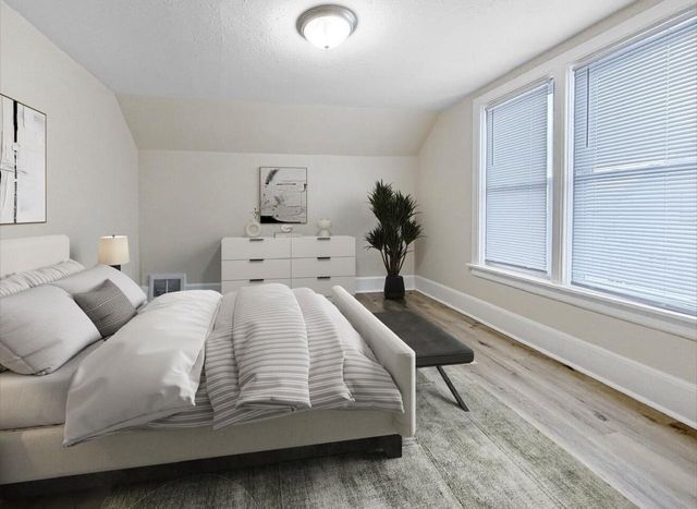 1729 S 13th STREET, Sheboygan, WI 53081