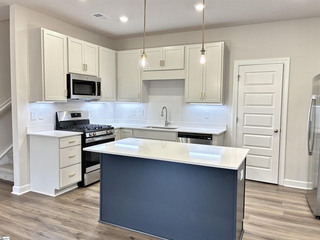 1438 Johnstone Drive, Reidville, SC 29375