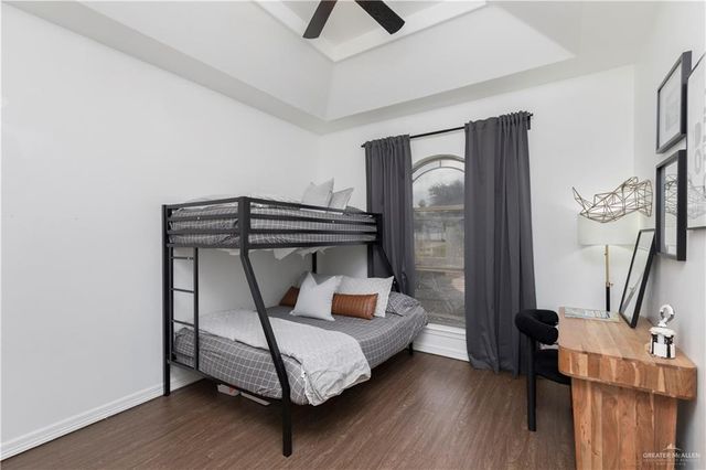 107 E Esperanza Avenue, Mission, TX 78574