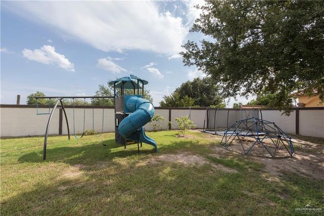 107 E Esperanza Avenue, Mission, TX 78574