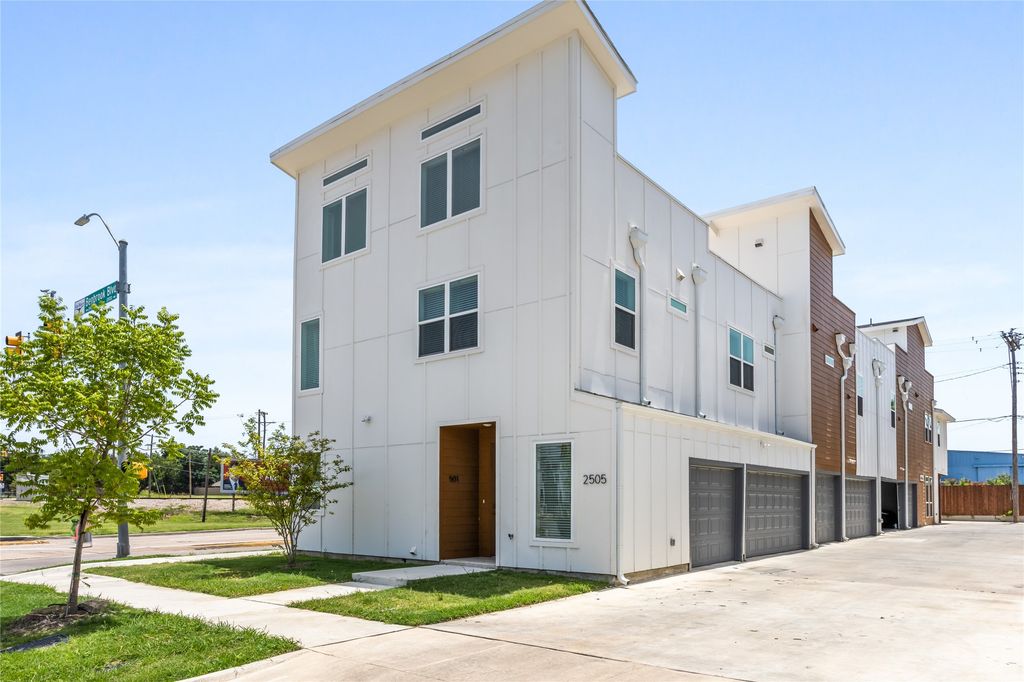2505 Benbrook Boulevard 503, Fort Worth, TX 76109