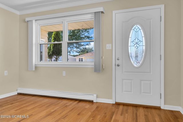 21 Boca Raton Street, Toms River, NJ 08757