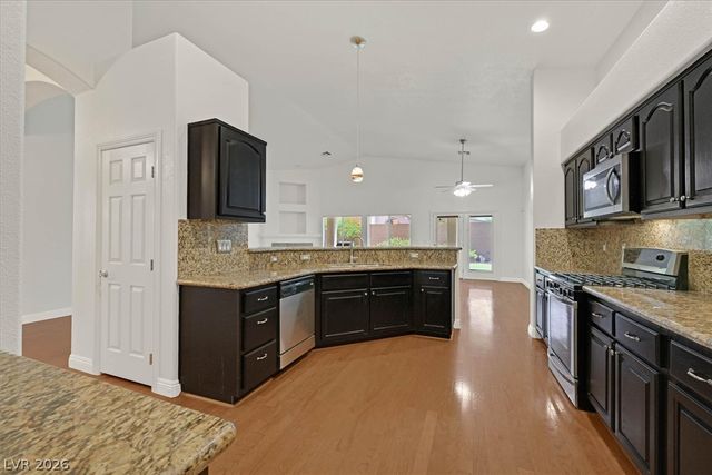 2081 Dakota Lodge Avenue, Las Vegas, NV 89123