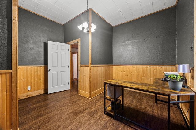 1216 Wesley Street, Greenville, TX 75401