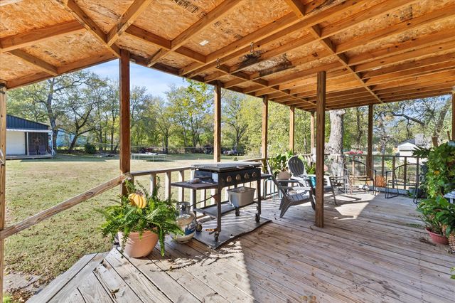 1216 Wesley Street, Greenville, TX 75401