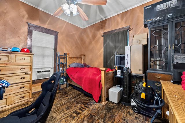 1216 Wesley Street, Greenville, TX 75401