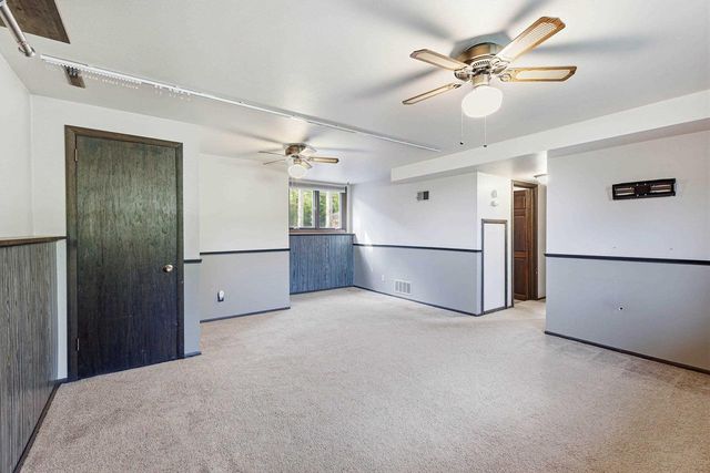 1931 SKY RANCH AVENUE, Oshkosh, WI 54904