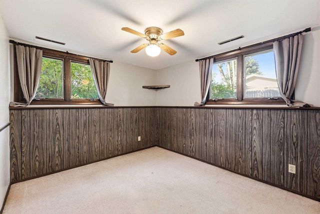 1931 SKY RANCH AVENUE, Oshkosh, WI 54904