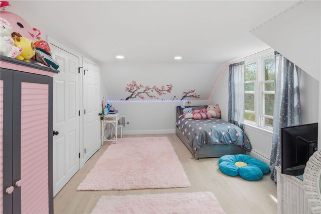 19 Fanning Lane, Smithfield, RI 02828