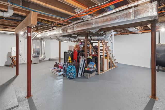 19 Fanning Lane, Smithfield, RI 02828