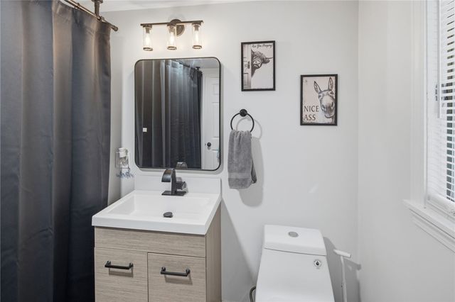 19 Fanning Lane, Smithfield, RI 02828