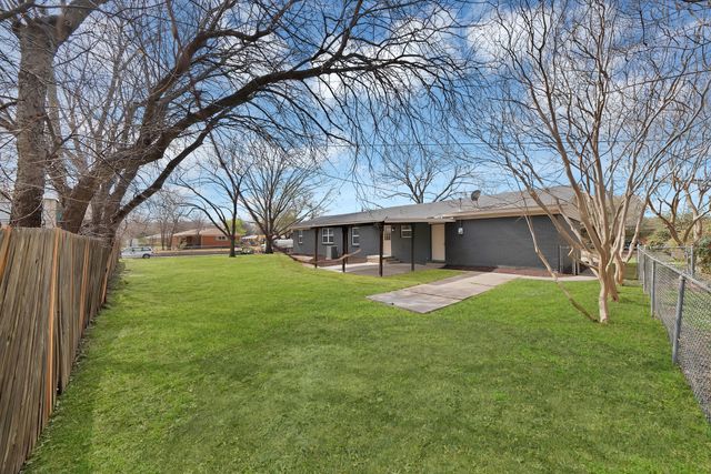 3800 Oxley Drive, Richland Hills, TX 76118