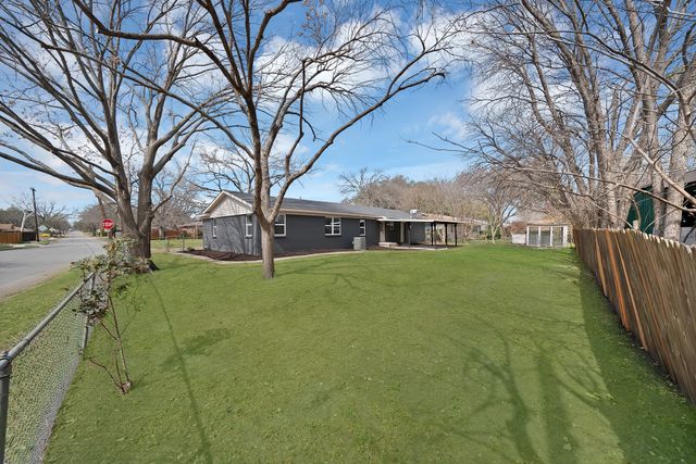 3800 Oxley Drive, Richland Hills, TX 76118