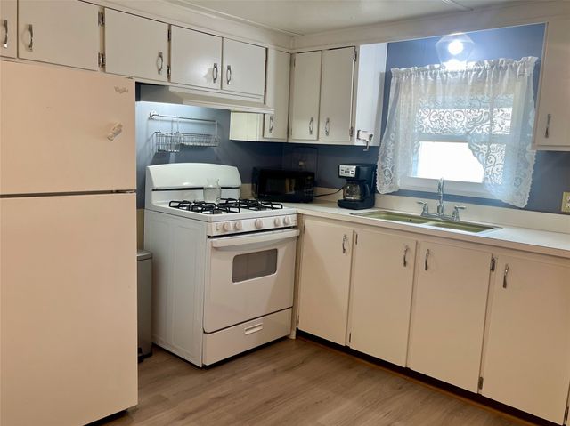 2334 Sanbar Road 26, Possum Kingdom Lake, TX 76449