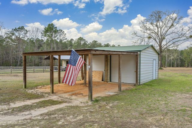 1550 Highway 280 E, Defuniak Springs, FL 32435