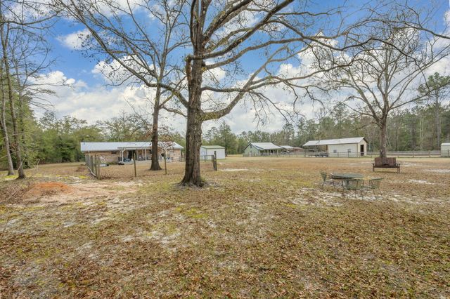 1550 Highway 280 E, Defuniak Springs, FL 32435