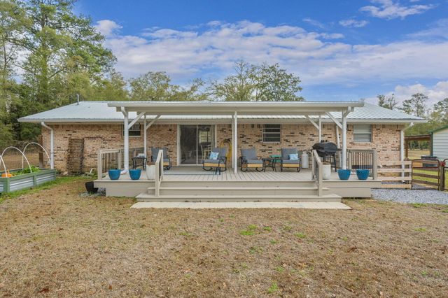 1550 Highway 280 E, Defuniak Springs, FL 32435