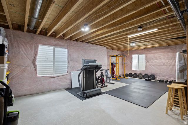 7982 N BRISTLECONE RD, Eagle Mountain, UT 84005