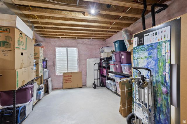 7982 N BRISTLECONE RD, Eagle Mountain, UT 84005