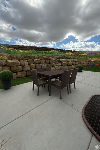 7982 N BRISTLECONE RD, Eagle Mountain, UT 84005