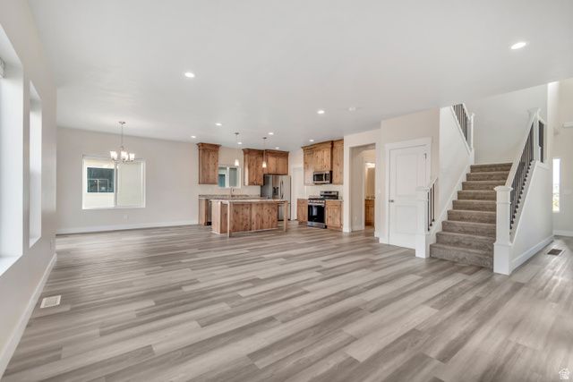 7982 N BRISTLECONE RD, Eagle Mountain, UT 84005