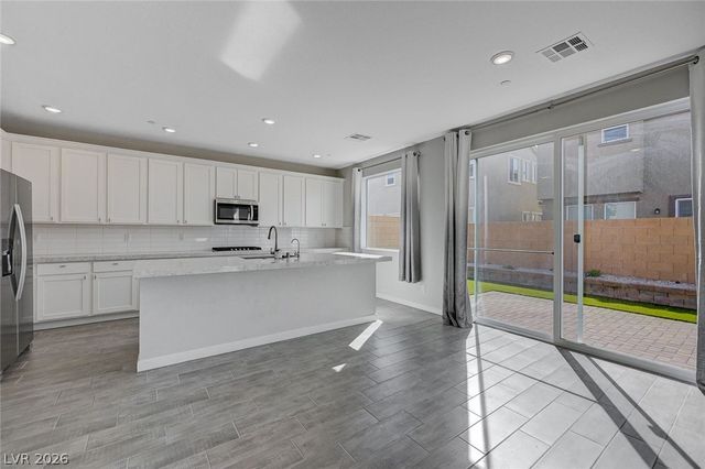 881 Dunkirk River Court, Henderson, NV 89011