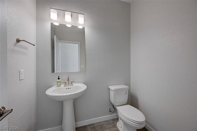 881 Dunkirk River Court, Henderson, NV 89011