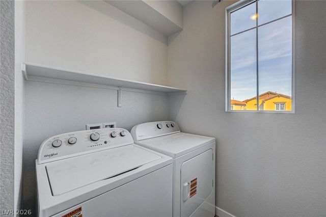 881 Dunkirk River Court, Henderson, NV 89011