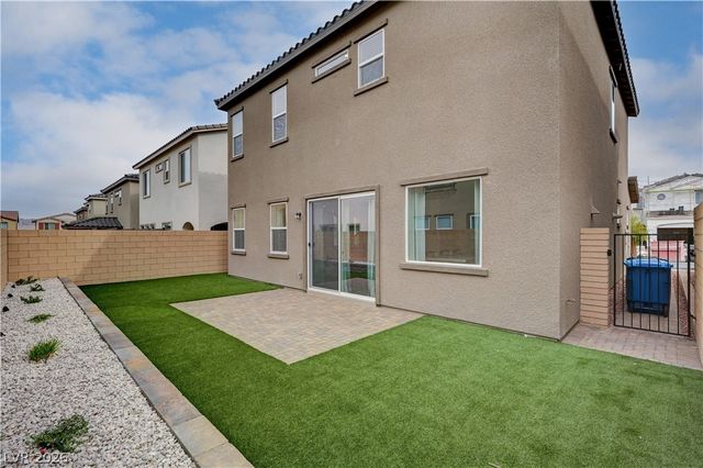 881 Dunkirk River Court, Henderson, NV 89011