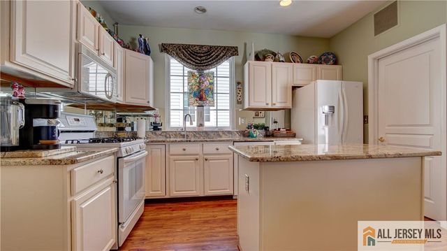 354 Harrier Drive, Monroe, NJ 08831