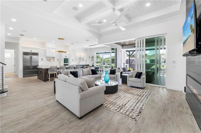 777 Bluebonnet CT, Marco Island, FL 34145