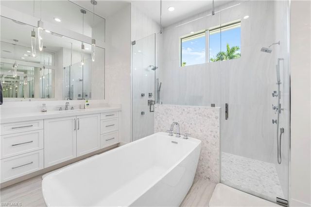 777 Bluebonnet CT, Marco Island, FL 34145