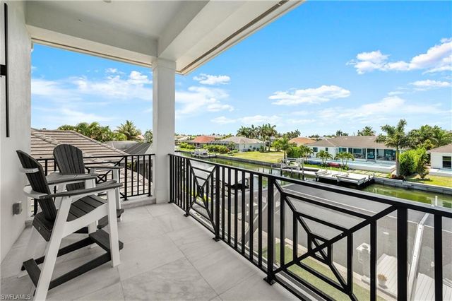 777 Bluebonnet CT, Marco Island, FL 34145