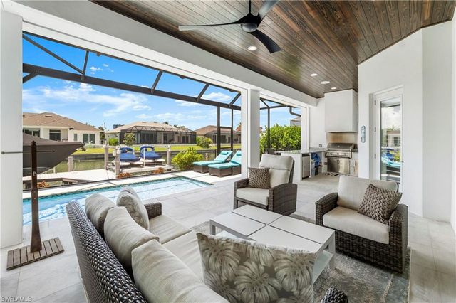 777 Bluebonnet CT, Marco Island, FL 34145