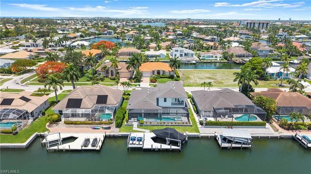 777 Bluebonnet CT, Marco Island, FL 34145