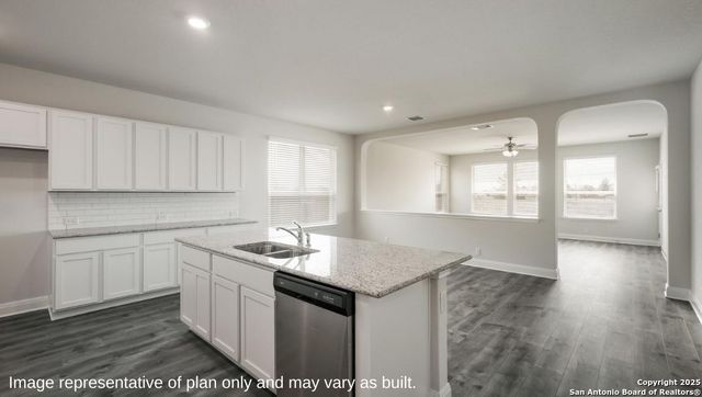 4802 Coral Bluffs, San Antonio, TX 78253