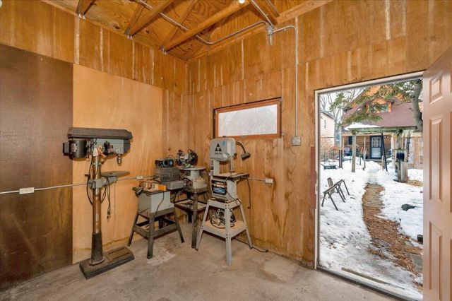 1825 Oakes Avenue, Superior, WI 54880