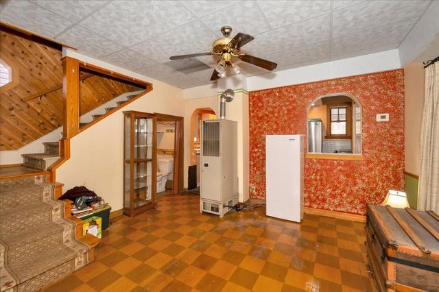 1825 Oakes Avenue, Superior, WI 54880