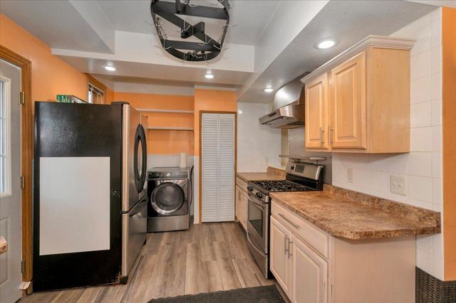 1825 Oakes Avenue, Superior, WI 54880