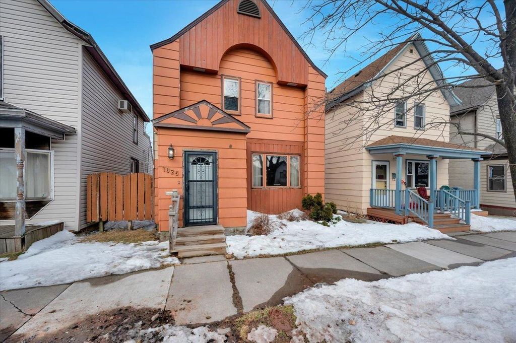 1825 Oakes Avenue, Superior, WI 54880