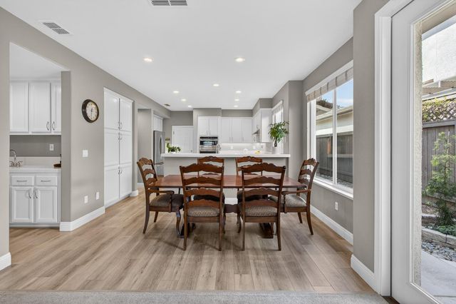 1473 Rose Glen Drive, Roseville, CA 95661