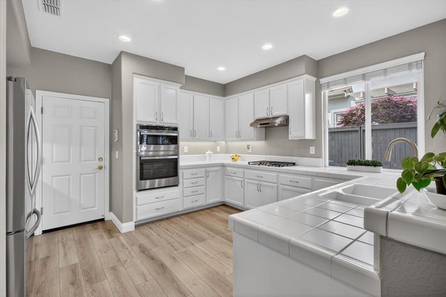 1473 Rose Glen Drive, Roseville, CA 95661